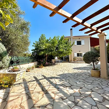 Apartament Kate's Place Apartment, 5' Walk From The Karavomylos