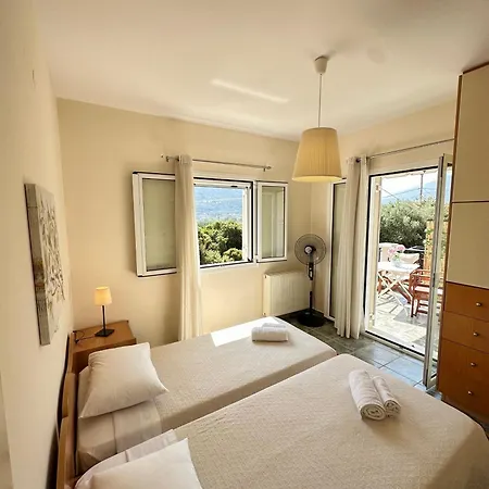 Kate's Place Apartment, 5' Walk From The