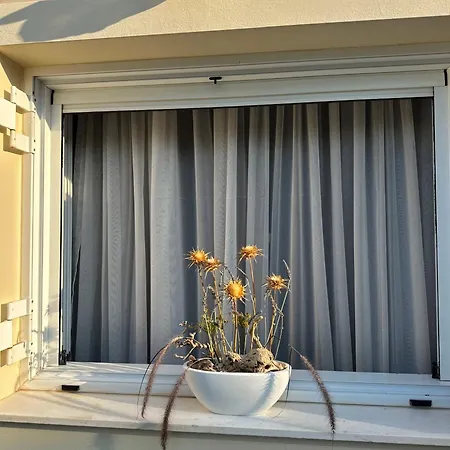 Kate's Place Apartment, 5' Walk From The Lejlighed Karavomylos