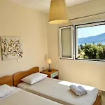 Apartamento Kate's Place Apartment, 5' Walk From The