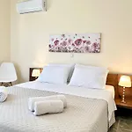 Apartamento Kate's Place Apartment, 5' Walk From The Karavomylos